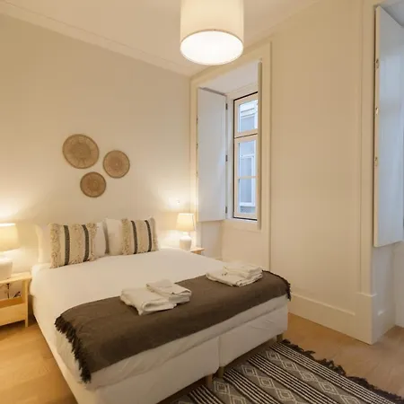 Nomad's Call 2bdr Rua Augusta * Lisbona